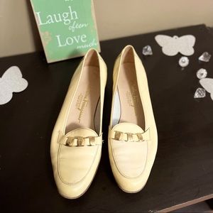 Vintage - Salvatore Ferragamo used flats